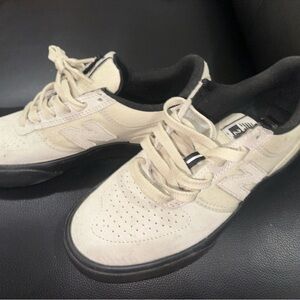 New balance 272 size 5.5